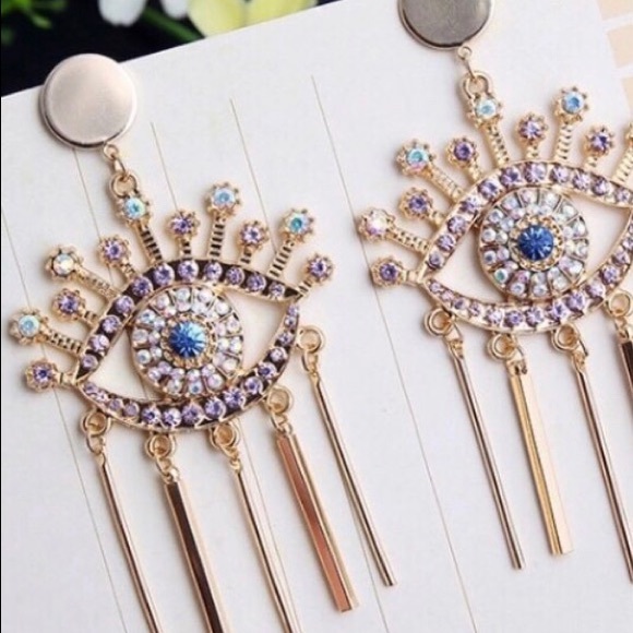 Eye earring - Picture 2 of 2